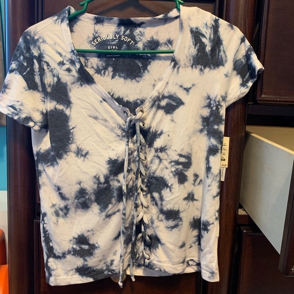 Lace up tie dye t shirt NWT - Picture 3 of 4